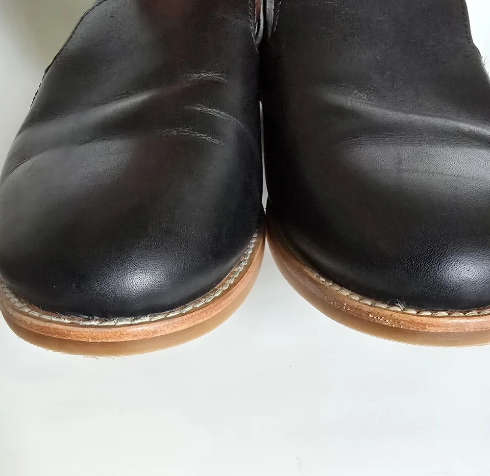Portland Leather Patina Loafer Women's Black Slip-On Shoe